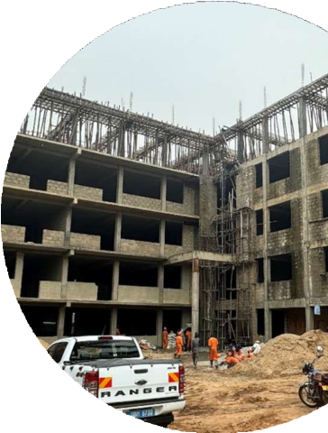 Teaching and laboratory complex under construction